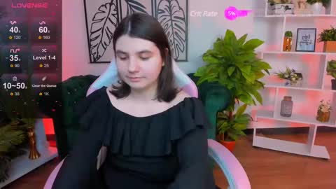 Viola online show from 02-17-25, 01:36