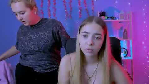 viola_sweet_ online show from 07-26-26, 09:05