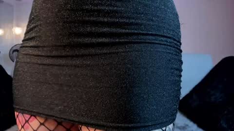 Violett  Everyday From 0530 to 1430 Col Time online show from 01-10-25, 01:52