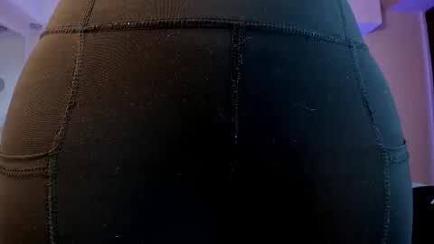 Violett  Everyday From 0530 to 1430 Col Time online show from 02-10-25, 04:47