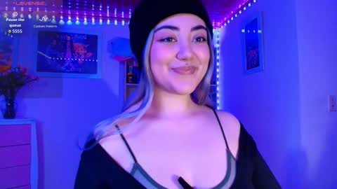 violet online show from 12-22-25, 12:18