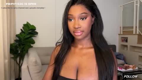 Snapshot of violet6xft chatting on 02-24-26, 05:49 Fantasy Black Girl online show from 02-24-26, 05:49