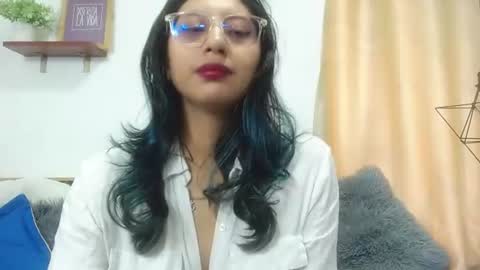V I O L E T  online show from 07-03-26, 02:56