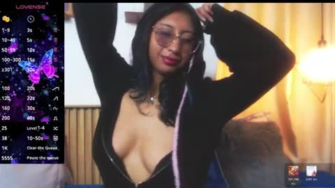 V I O L E T  online show from 07-16-26, 04:46