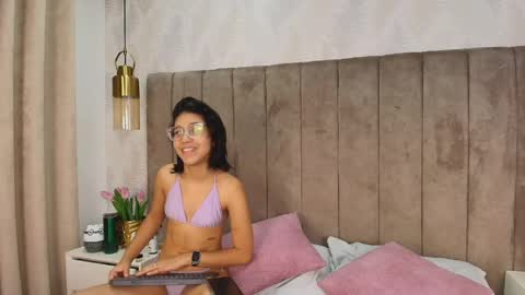 Violeta online show from 04-29-26, 11:47