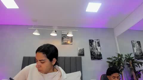 Violet and Myers online show from 11-19-25, 11:21