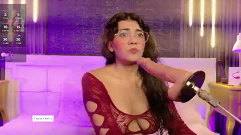 Violet online show from 06-09-26, 12:39