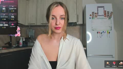 Snapshot of violet_blue_eyes chatting on 01-26-25, 02:08 Violet online show from 01-26-25, 02:08