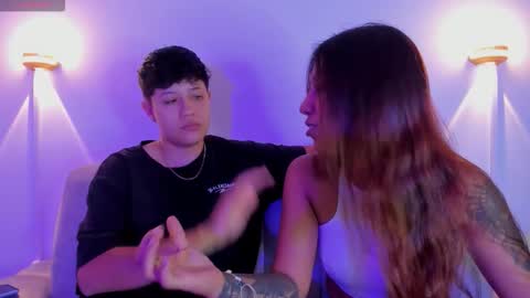 Violet and Casper online show from 11-10-25, 07:07