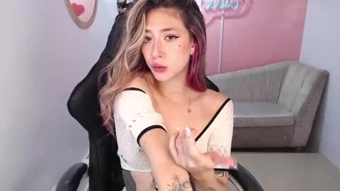 Snapshot of violet_ch chatting on 12-09-24, 10:41 violet online show from 12-09-24, 10:41