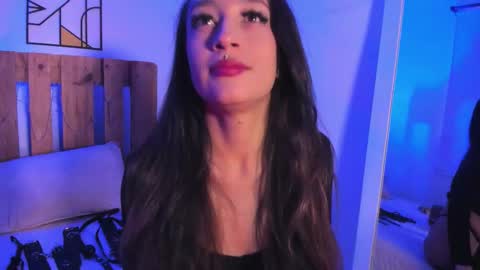 Violet Jones online show from 03-23-26, 03:05