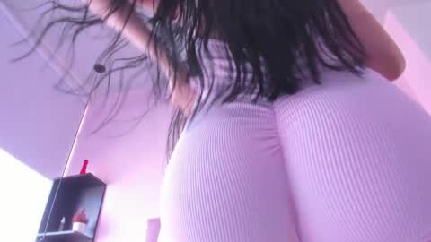 Snapshot of violet_myerrs chatting on 11-01-25, 02:41 violet online show from 11-01-25, 02:41