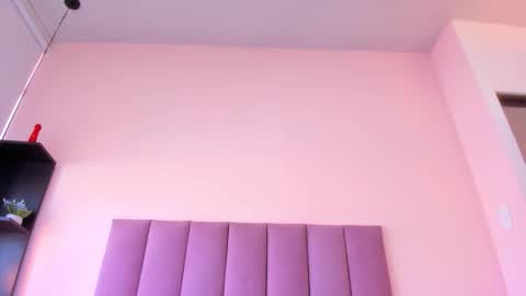 Snapshot of violet_myerrs chatting on 12-01-25, 01:38 violet online show from 12-01-25, 01:38