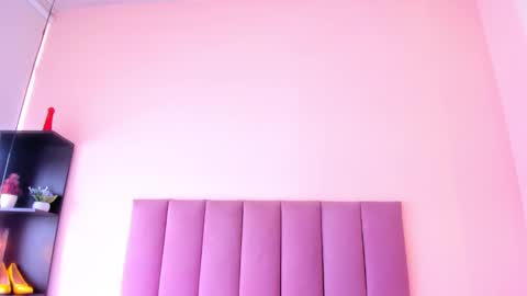 Snapshot of violet_myerrs chatting on 12-02-25, 03:29 violet online show from 12-02-25, 03:29