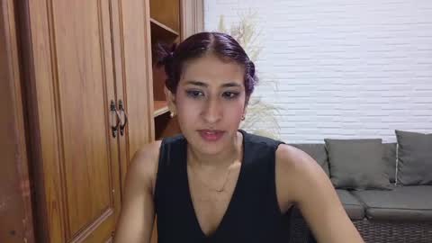 violet_rousse7 online show from 05-31-26, 05:26
