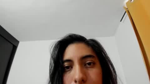 violet online show from 04-27-26, 03:43