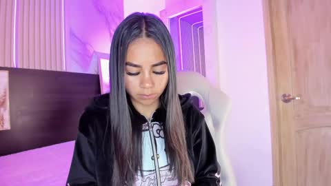 Violeta online show from 02-20-25, 11:32