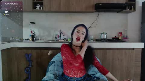 Snapshot of violet_sweet_23 chatting on 10-22-25, 03:40 violet-sweet-23 online show from 10-22-25, 03:40