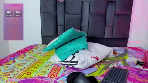 violett taylor online show from 02-21-26, 05:08