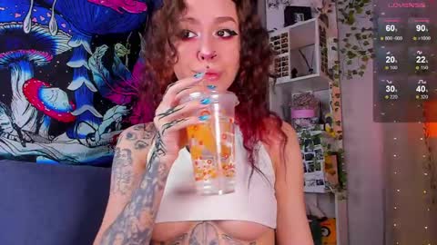 Violet online show from 03-23-26, 04:27