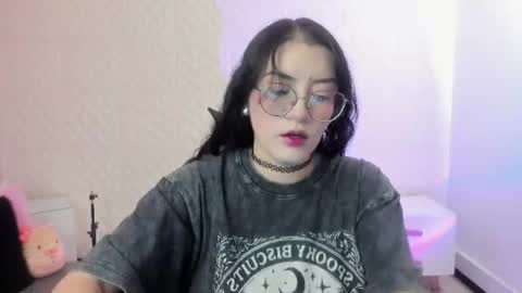     online show from 06-11-26, 09:24