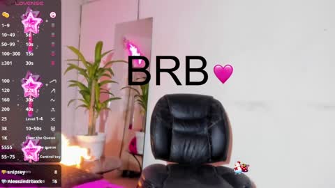 Snapshot of violeta_prince chatting on 01-19-25, 11:21 Violeta Princess Please help me with your thumbs up its important online show from 01-19-25, 11:21