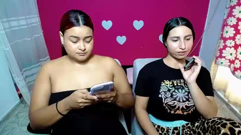 Snapshot of violeta_rouses chatting on 05-28-26, 01:41 violeta_rouses online show from 05-28-26, 01:41