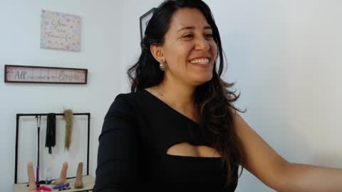 violeta_scott_ online show from 04-21-26, 04:01