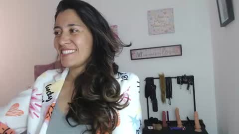 violeta_scott_ online show from 06-16-26, 02:09
