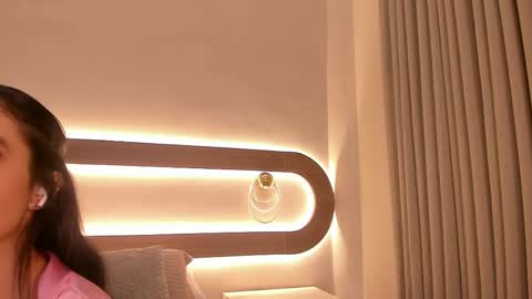 Violeta Sum online show from 04-01-26, 01:01