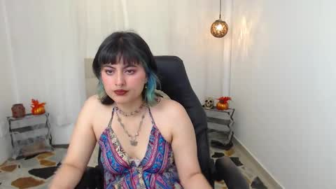 Violeta  online show from 10-23-25, 01:10