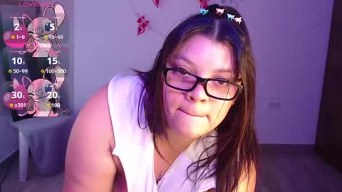 Snapshot of violetacandy111 chatting on 02-22-25, 02:30 Violeta Candy Follow me I really appreciate it  online show from 02-22-25, 02:30