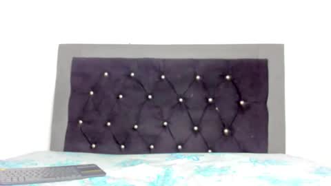 VioletaDums online show from 12-18-25, 03:34