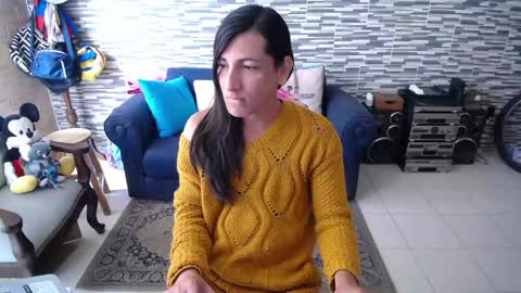 Violeta Gmez online show from 04-19-26, 03:11