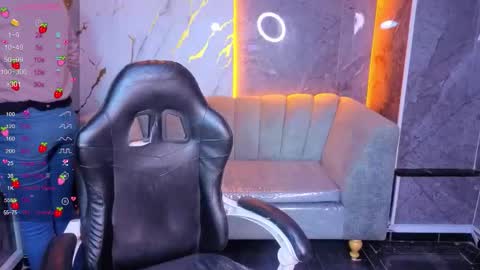 violeth_b online show from 11-21-25, 12:59