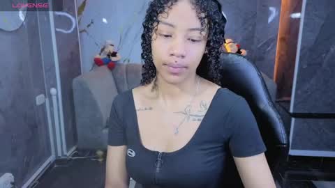 violeth_b online show from 04-27-26, 12:47