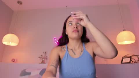 Violeth Hill online show from 01-20-25, 08:07