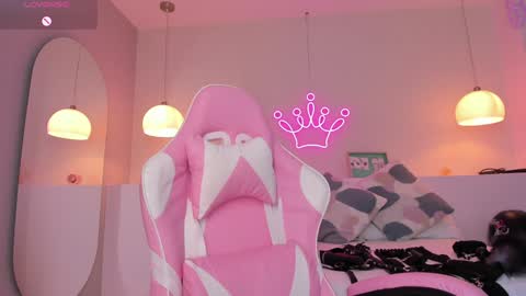 Violeth Hill online show from 01-24-25, 08:13