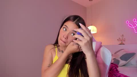 Violeth Hill online show from 01-30-25, 02:38