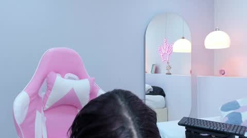 Violeth Hill online show from 01-31-25, 08:33