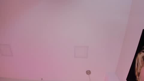 Violeth Hill online show from 02-07-25, 08:11