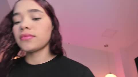 Violeth Hill online show from 02-11-25, 08:31