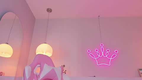 Violeth Hill online show from 02-12-25, 02:35