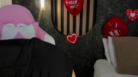 Violeth Hill online show from 02-14-25, 12:03