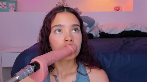 Violeth Hill online show from 02-24-25, 02:08