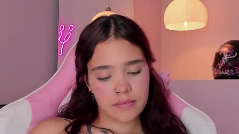 Violeth Hill online show from 02-26-25, 08:15