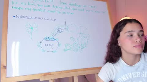 Violeth Hill online show from 03-05-25, 11:16