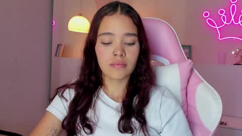 Violeth Hill online show from 03-08-25, 07:20