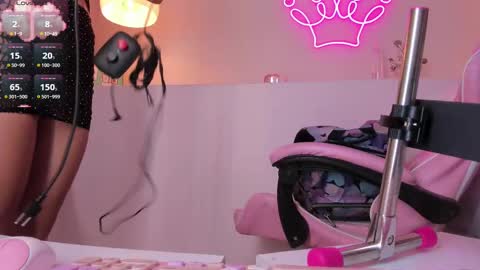 Violeth Hill online show from 09-28-25, 07:41