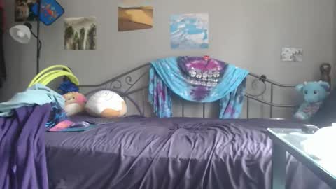 Violet Hooper online show from 03-16-26, 04:44